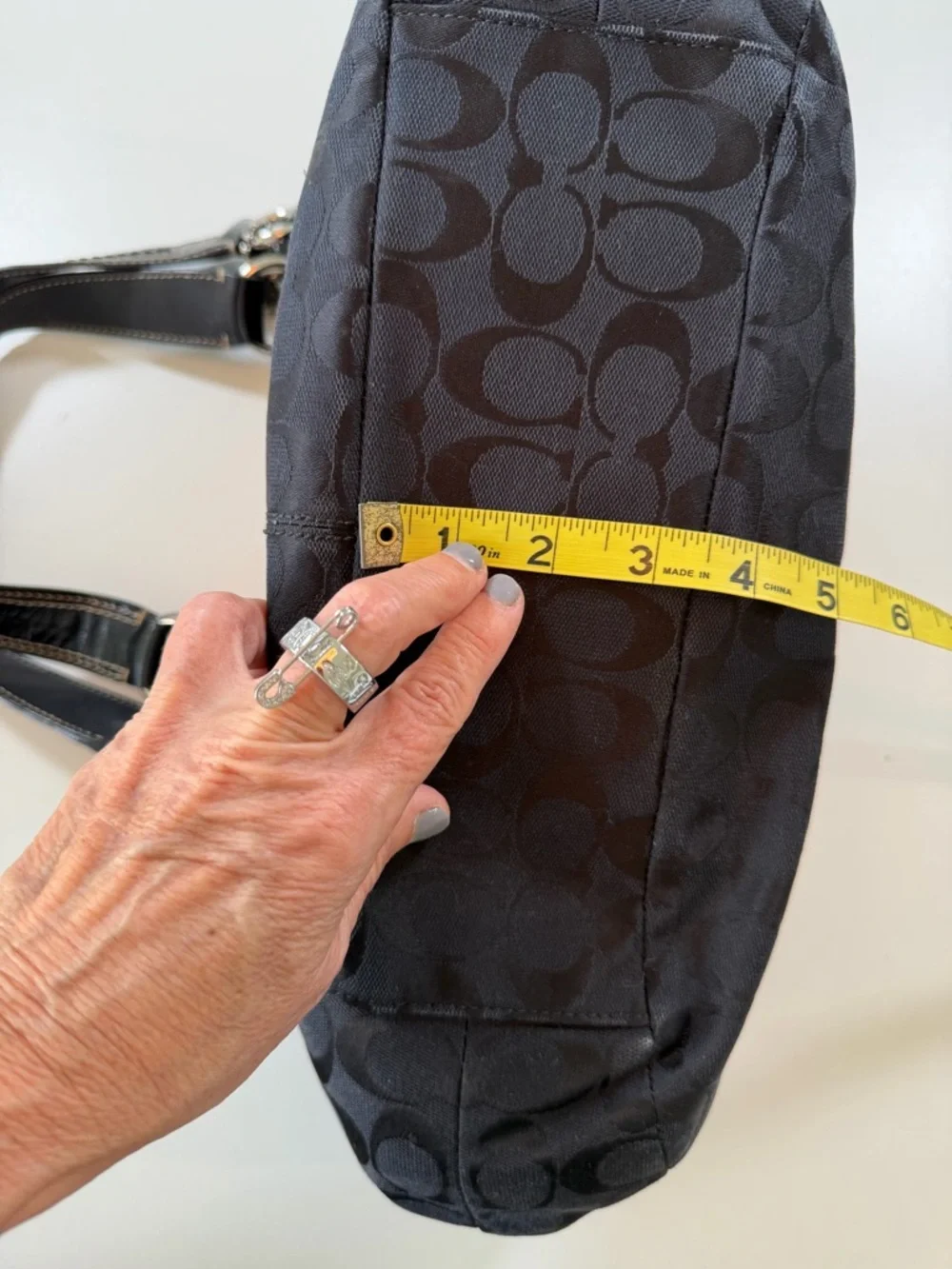 Coach Soho Lynn Signature Hobo Bag F15083 Black Leather Trim Y2K Vintage Classic - Picture 15 of 16